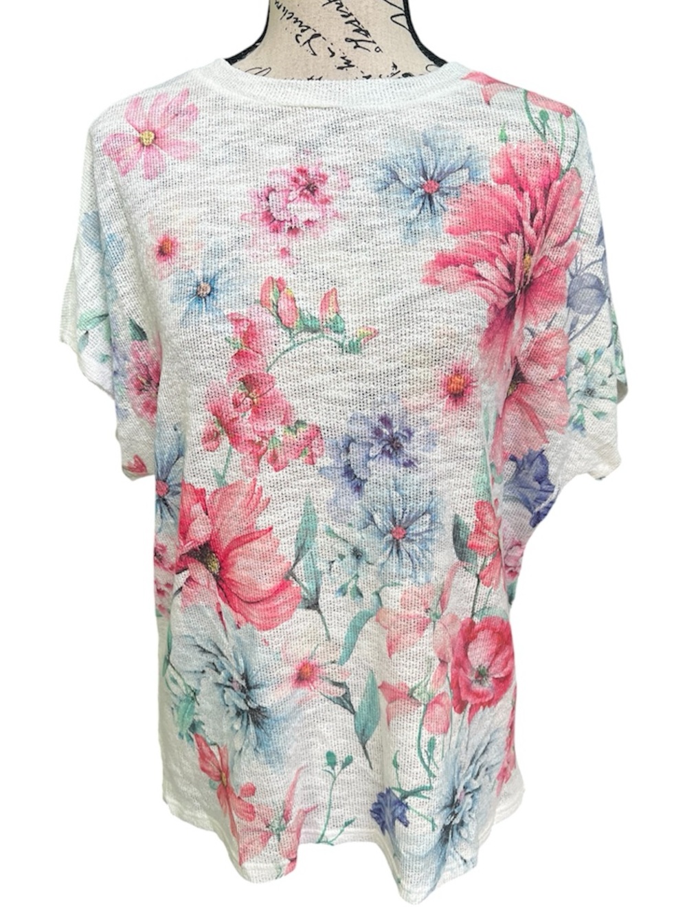 Gaze Floral Short Sleeve Top in Pink and Blue